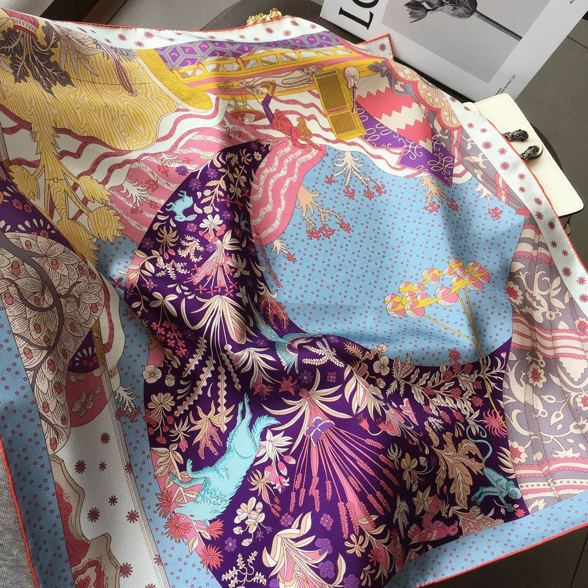 Retro Easy Matching Spring And Summer High-grade Printed Women's Professional Scarf - YAXSO