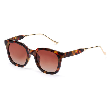 Women’s polarized sunglasses, tortoise frame with warm brown tinted lenses